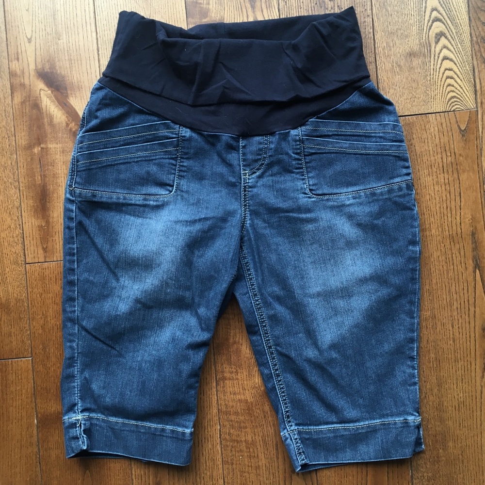 Maternity Capri jeans